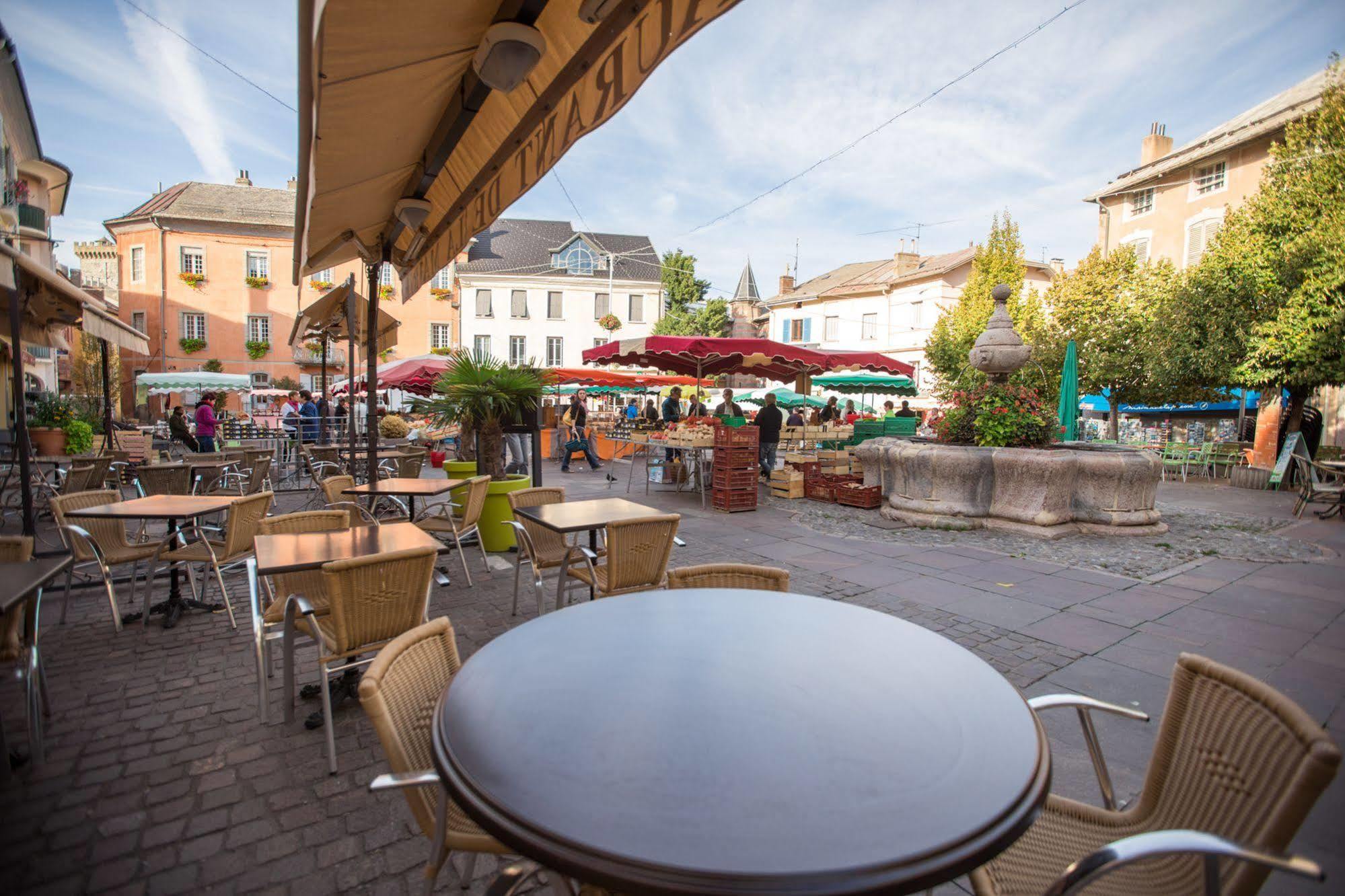 Logis - Hotel De La Mairie Embrun Exterior photo